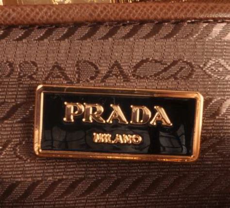 prada milano dal 1913 fake|genuine prada font.